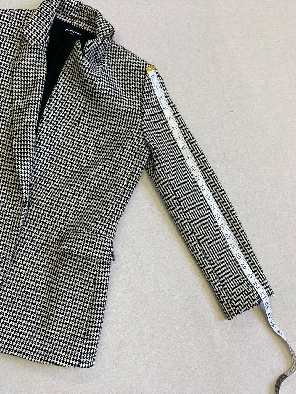Gianni Bini Houndstooth Monica Belted Blazer